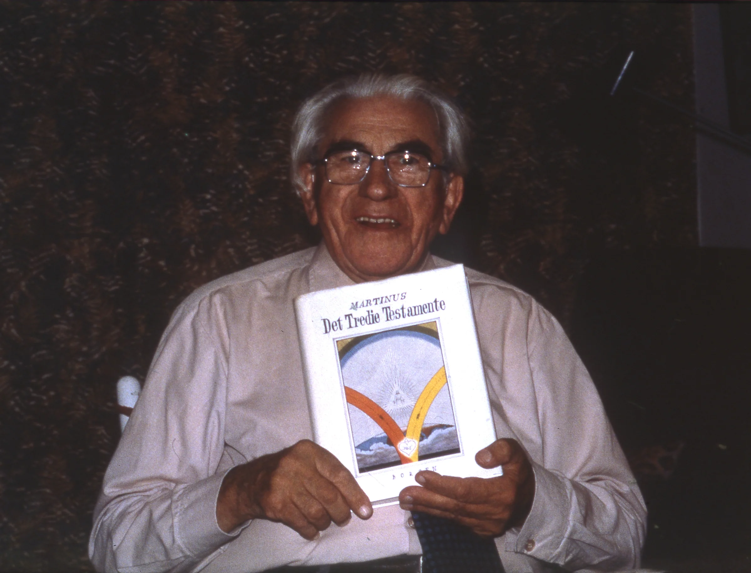 Den intellektualiserede Kristendom som Det Tredje Testamente af Martinus (1890-1091)