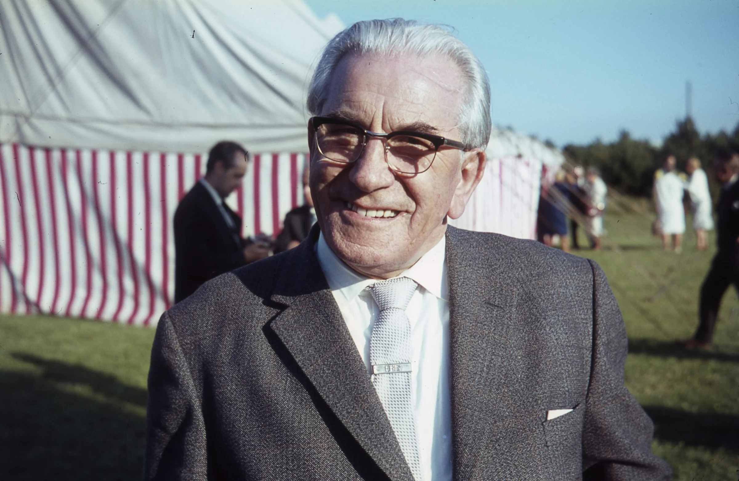 Martinus 75 år, den 11.08.1965, fejres i Martinus Center Klint i et stort med over 300 deltagere